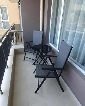 Central Beach Ravda Apartments * ラヴダ