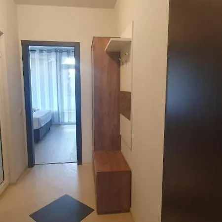 Central Beach Ravda Apartments 라브다