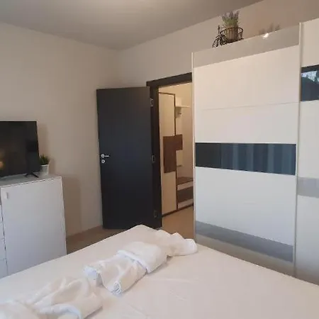 アパート Central Beach Ravda Apartments