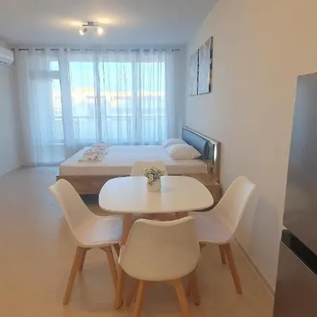 아파트 Central Beach Ravda Apartments 라브다