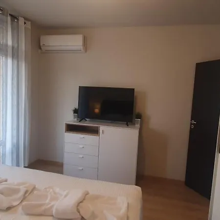 Central Beach Ravda Apartments * ラヴダ