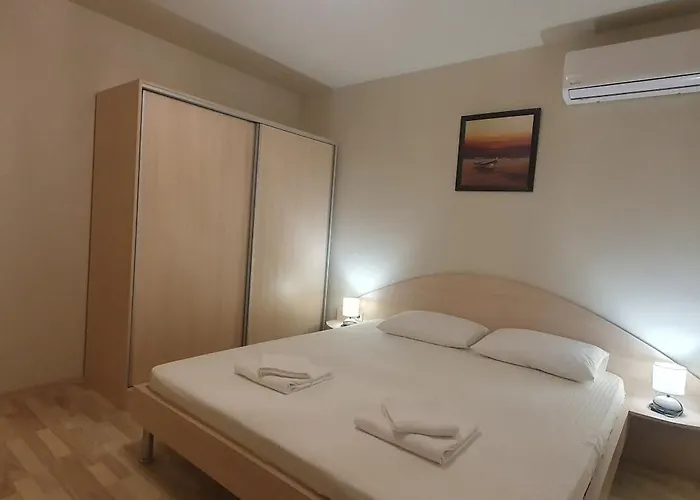 Central Beach Ravda Apartments Апартамент