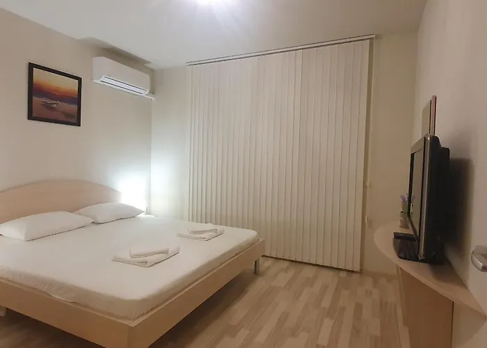 Central Beach Ravda Apartments Апартамент